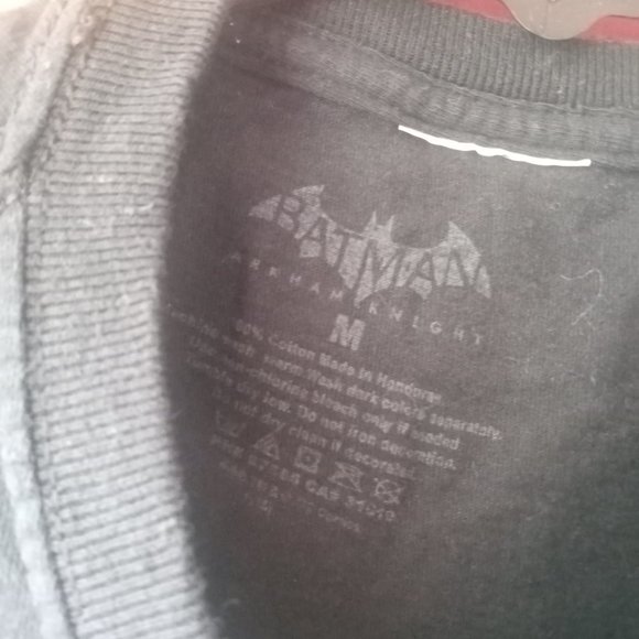 Batman Arkham Knight Short Sleeve T-Shirt - Picture 3 of 4